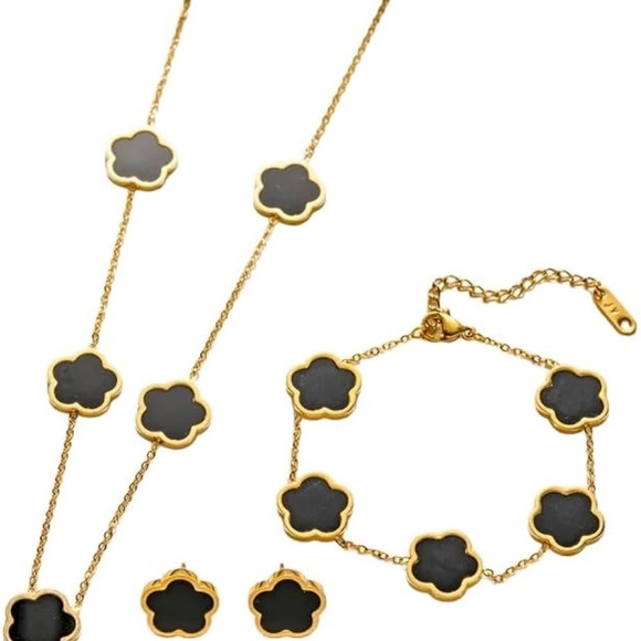 Lucky clover 18k gold color set necklace bracelet and earrings - Picture 12 of 14